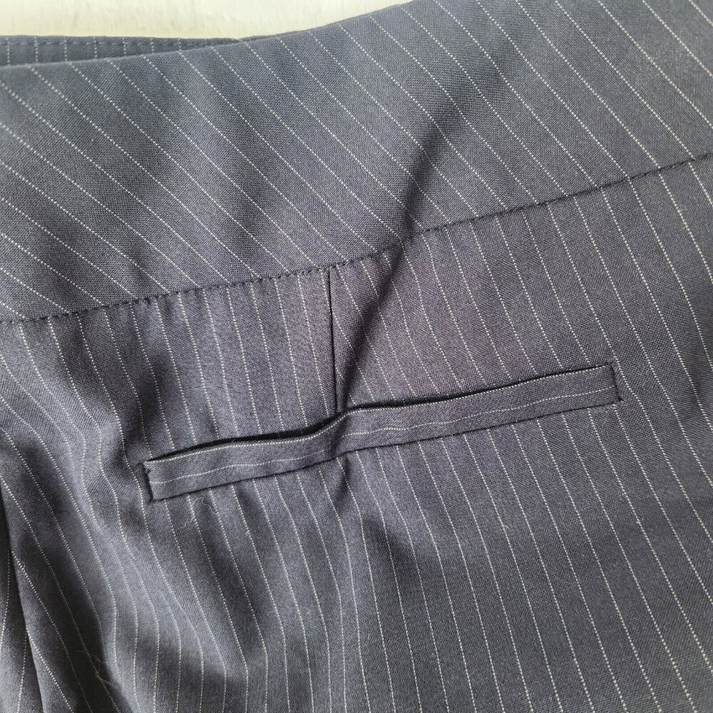 Y2K New York & Company Pinstripe Trouser Cropped Pants Size 2 Navy Blue Stretch - Picture 7 of 13